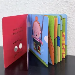 Board book tương tác - Look at me 970966