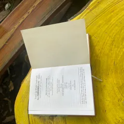 TUYỂN TẬP 20 NĂM TRUYỆN NGẮN BÁO THANH NIÊN 1986-2006 732765