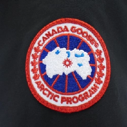 Áo khoác lông vũ CANADA GOOSE - Hàng hiệu Authentic 898263