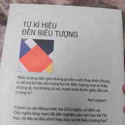 Từ kí hiệu đến biểu tượng do Trịnh Bá Đĩnh chủ biên  1006750