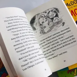 Judy Moody - 14 quyển - Đen trắng - No box - Giấy ngà vàng chống lóa 737831