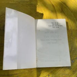 MẤY VẤN ĐỀ THI PHÁP VĂN HỌC TRUNG ĐẠI VIỆT NAM - TRẦN ĐÌNH SỬ  785625