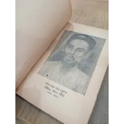 Tác phẩm Phan Văn Trị 689867