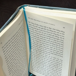 Nếu một đêm đông có người lữ khách - Italo Calvino (Bìa cứng) 460516