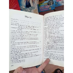 Viện trợ phi chính phủ ở Việt Nam con cá hay cần câu - Chí Dũng 2006 Lịch sử Việt Nam VAVO-AK19 935881
