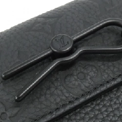 Túi xách đeo vai Louis Vuitton Trillon Monogram Steamer Wearable Wallet M81746 - Hàng hiệu Authentic 765163