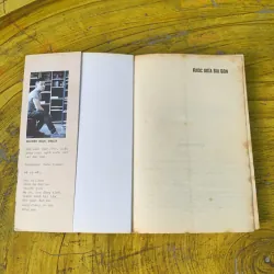 KHÓC GIỮA SÀI GÒN - NGUYỄN NGỌC THẠCH  746806