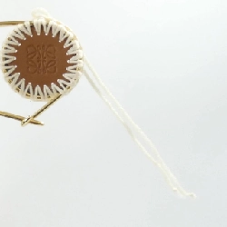 Loewe Mekano Pin Túi Charm - Hàng hiệu Chính hãng 807208