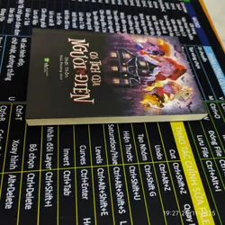 Cổ Tích Của Người Điên - Thời Trần 702806