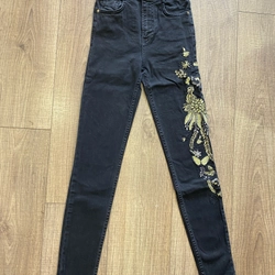 Quần skinny Jean Zara Authentic màu đen size 34  313018