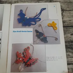 Nghệ thuật Kết Nút Áo & Trang Trí Hoa Vải. Nxb Phụ Nữ 1996 782769