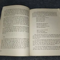 CÂU CHUYỆN VĂN CHƯƠNG PHƯƠNG ĐÔNG 992573