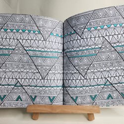 Sách tô màu Inspired colouring Patterns 144320