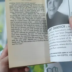 [XƯA] High Five (1999) - Janet Evanovich 1027579