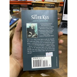 The Silver Kiss - Annette Curtis Klause 510610