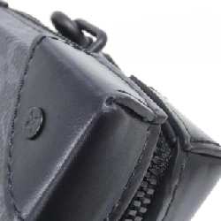 Ví đeo chéo Louis Vuitton Monogram Eclipse Soft Trunk Wallet M69838 - Hàng hiệu Chính hãng 802870