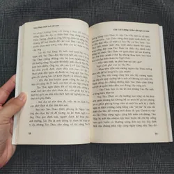 (Gương hiếu thảo người xưa) Gia Cát Lượng từ nhỏ đã lập chí lớn - Đại Lãn (biên soạn) 686722