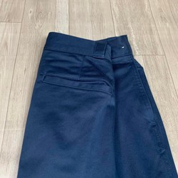 Quần Uniqlo ống suông size M đã qua sử dụng màu navy 98839