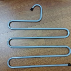 Móc treo quần ikea (kim loại) và thanh treo móc quần áo (nhựa), đã qua sử dụng, còn tốt 6423