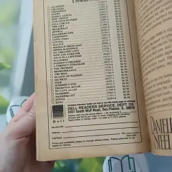 [XƯA] Silent Honor (1996) - Danielle Steel 1027485