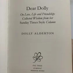 Dear Dolly: On Love, Life And Friendship sách bị MẤT BÌA NGOÀI 716257