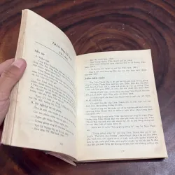 II Khảo Cứu Văn Học Việt Nam 1932•1945: Nhà Văn Phê Bình - Mộng Bình Sơn, Đảo Đức Chương 970741