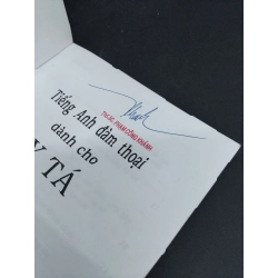 Tiếng anh đàm thoại dành cho y tá mới 80% ố có chữ kí nhăn trang HCM1712 HỌC NGOẠI NGỮ 355261