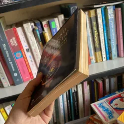 Vũ trụ trong vỏ hạt dẻ  796536