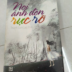 Nơi ánh đèn rực rỡ 