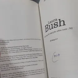 Laura Bush - Chân Dung Đệ Nhất Phu Nhân Nước Mỹ - Ronald Kessler 1018921
