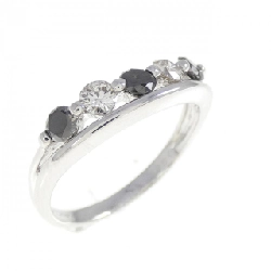 Nhẫn kim cương K18WG 0.56CT