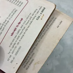 Văn học 10 (2 tập) 1005424