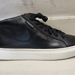 Giày sneaker size 37.5 (24cm) 679943