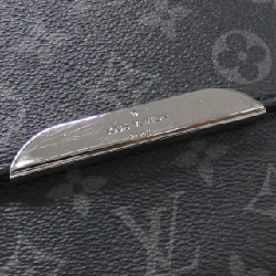 Túi đeo chéo Louis Vuitton Monogram Eclipse Messenger Explorer PM M40565 610112