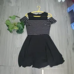 Đầm đen xòe size S 960728