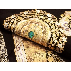 Áo kimono truyền thống với họa tiết vàng và ngọc trai - Hàng hiệu Authentic 878556