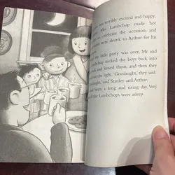  📚 FLAT STANLEY Jeff Brown ngoại văn thiếu nhi trẻ em truyện đọc  1054590