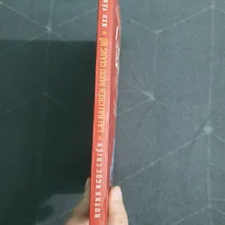 "Lai rai chén rượu giang hồ - Tiểu luận về Kim Dung" - Huỳnh Ngọc Chiến 731932