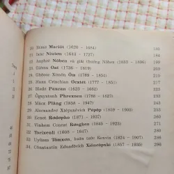 TRUYỆN KỂ VỀ CÁC NHÀ BÁC HỌC VẬT LÍ 763833