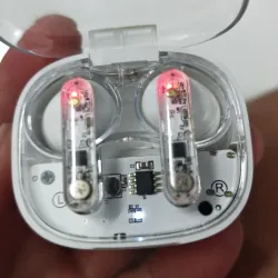 TAI NGHE BLUETOOTH DAISO TWS SKELETON (NỘI ĐỊA NHẬT) 1044581
