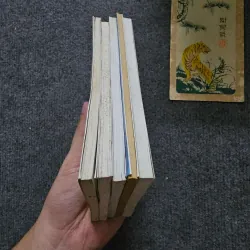 Thơ Xuân quỳnh - truyện kiều - thơ tản đà - nguyễn công trứ - đông hồ - phạm thiên thư 755414