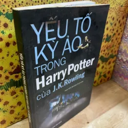 Sách tặng KÈM cho khách CÓ ĐƠN (mỗi đơn có thể chọn 1 cuốn) - Yếu Tố Kì Ảo 928423