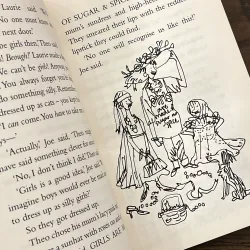 The Gnome with the Knobbly Knees 975014