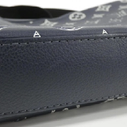 Túi xách vai Louis Vuitton Monogram Shadow Trio Messenger M24753 610317