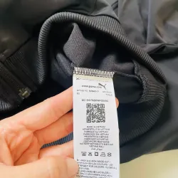 Trang phục thể thao Puma đen phối sọc dài tay quần jogger 790082