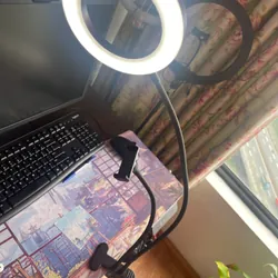 Đèn kẹp bàn livestream có giá đỡ, thân kim loại, thuận tiện mang đi 687789