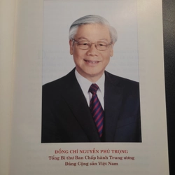 Sách của TBT Nguyễn Phú Trọng, mới 97% 326158