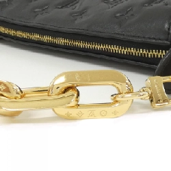 Túi xách vai Louis Vuitton Coussin BB M59598 - Hàng hiệu Chính hãng 802396