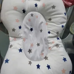 Phao tắm em bé sơ sinh