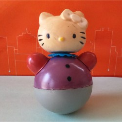 Đồ chơi lật đật hình mèo Hello Kitty tuổi thơ thế hệ 8x, 9x